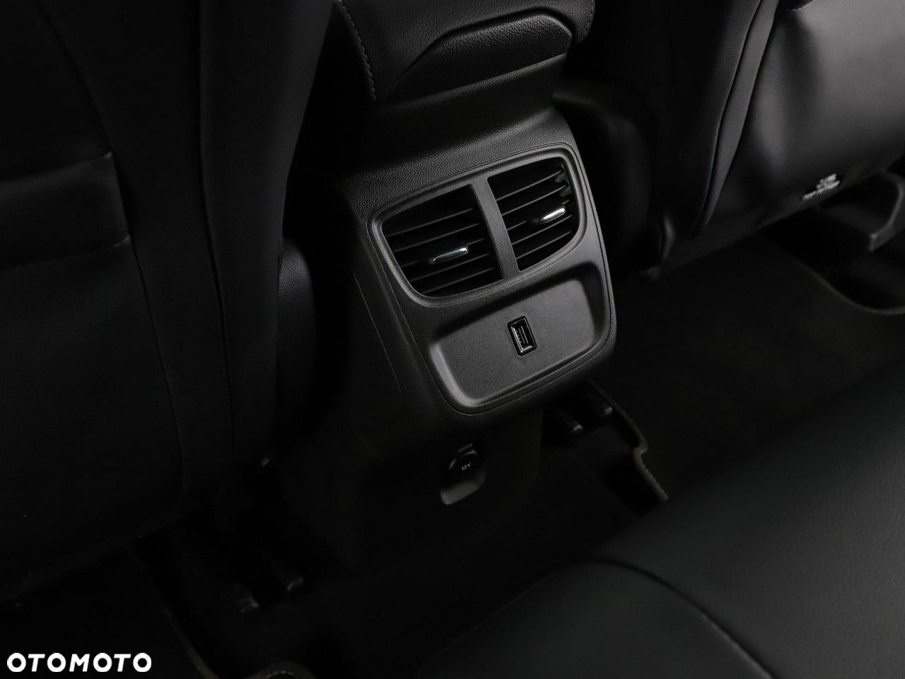 Opel Grandland X 1.2 T GPF Design Line S&S - 39
