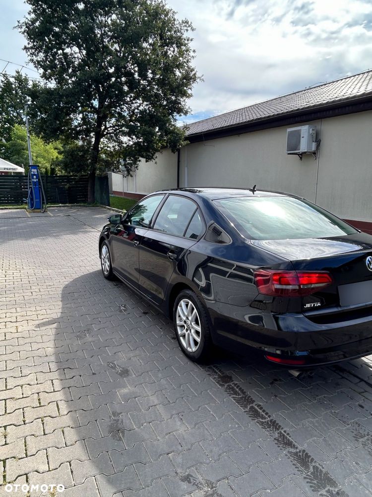 Volkswagen Jetta 2.0 TDI DPF BMT Trendline - 3