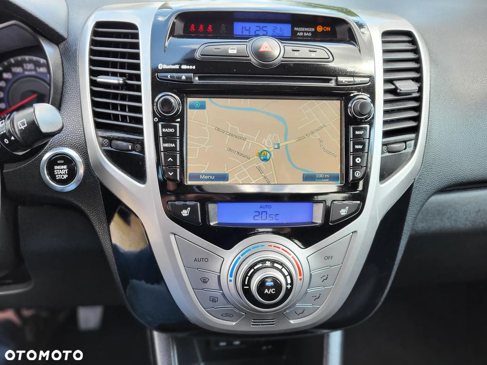 Hyundai ix20 1.6 blue YES Silver - 16