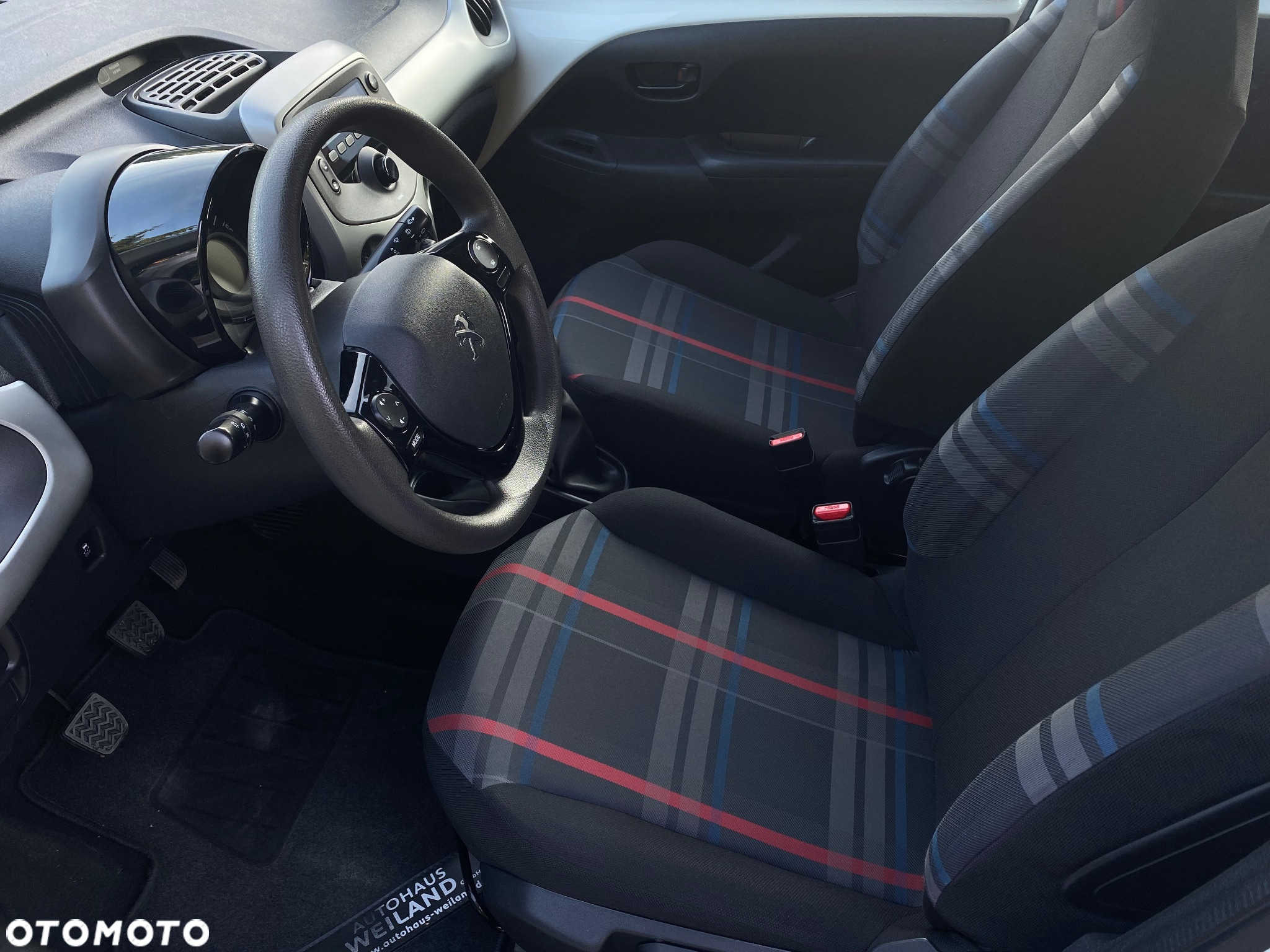 Peugeot 108 PureTech 82 Style - 27