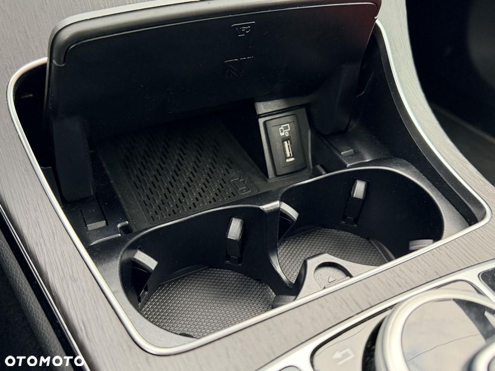 Mercedes-Benz Klasa C - 23