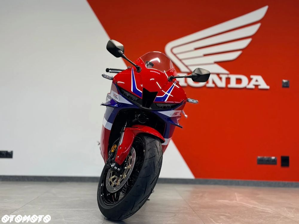 Honda CBR - 3