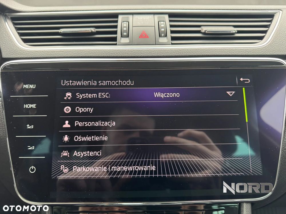 Skoda Superb 2.0 TDI 4x4 DSG L&K - 27