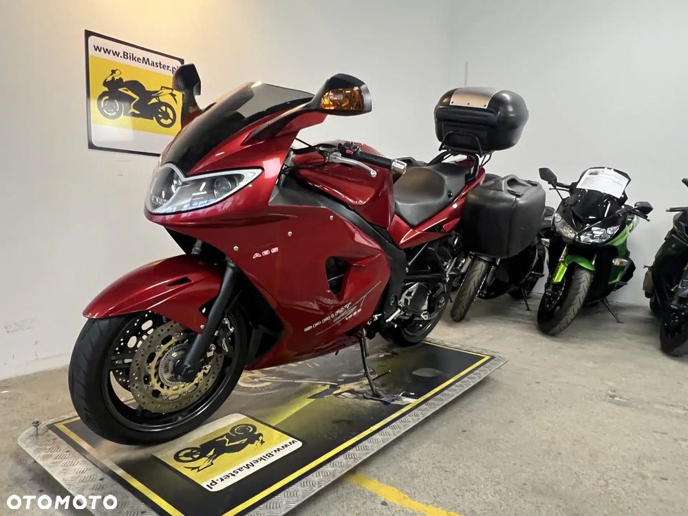 Triumph Sprint - 4