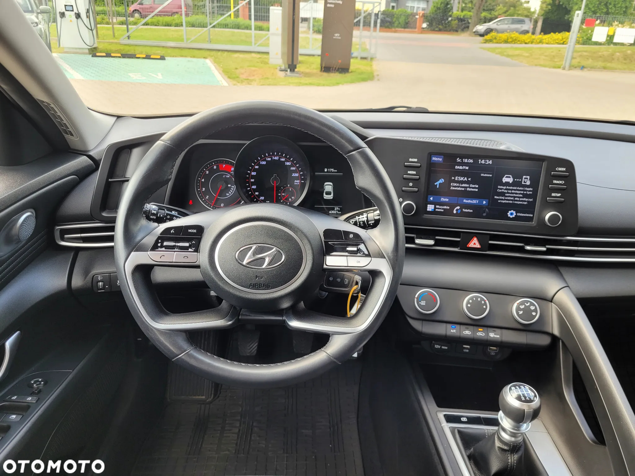 Hyundai Elantra 1.6 Modern - 11