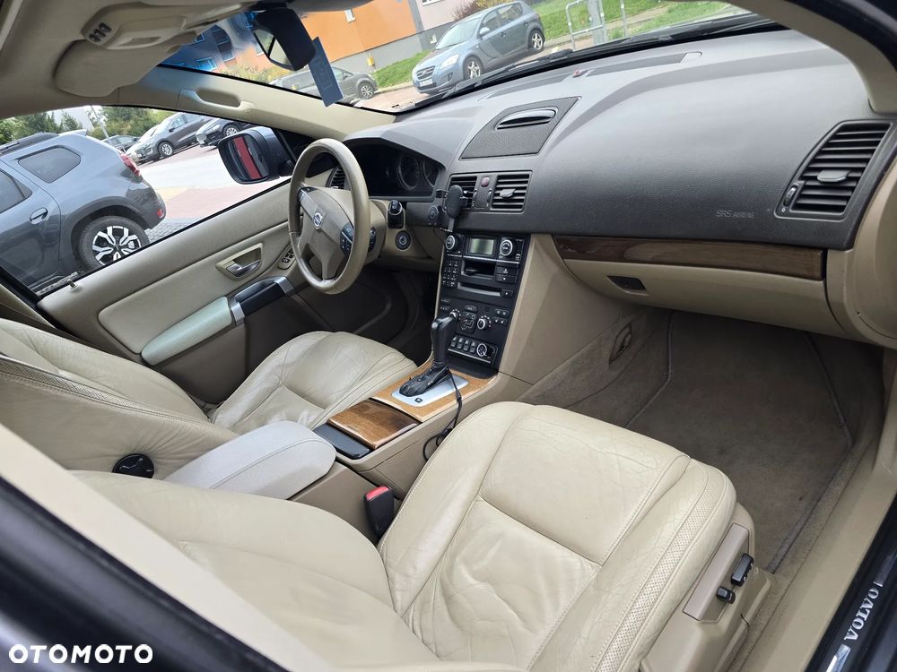 Volvo XC 90 D5 Executive - 18