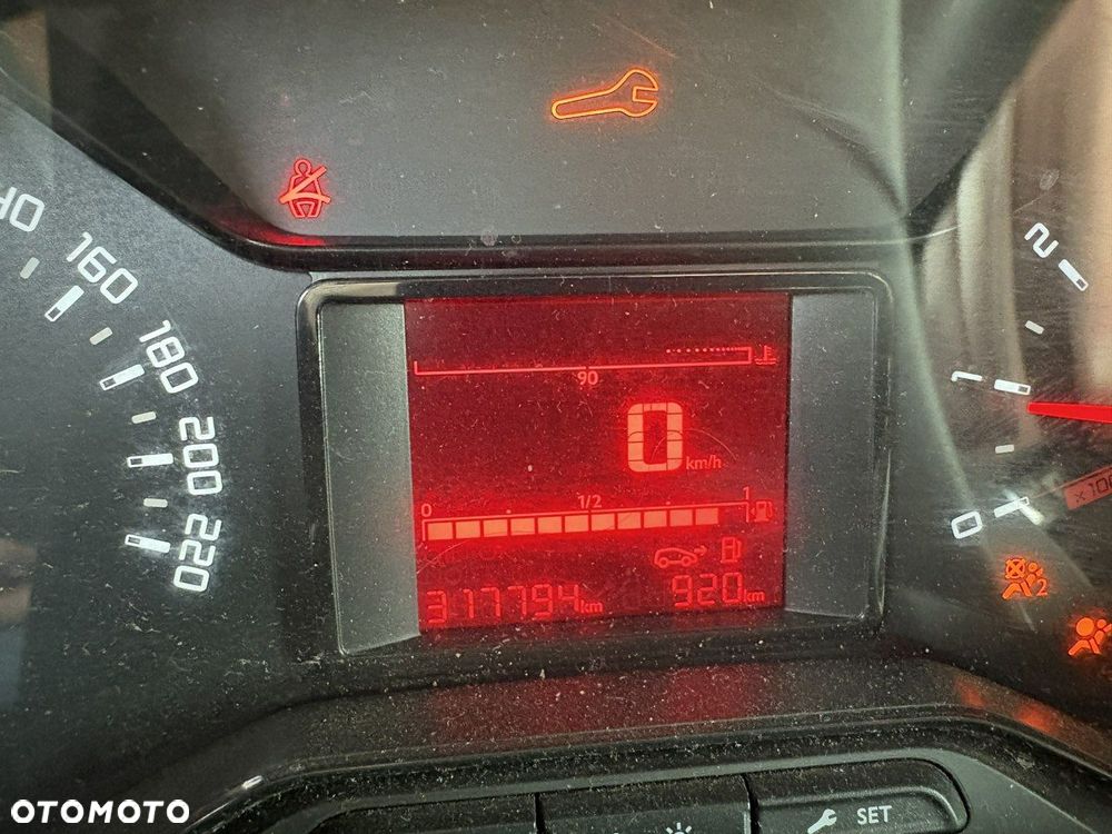 Toyota Proace City - 10