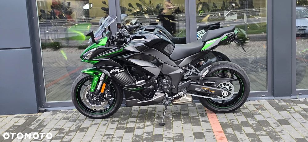 Kawasaki Ninja 1000 SX - 25