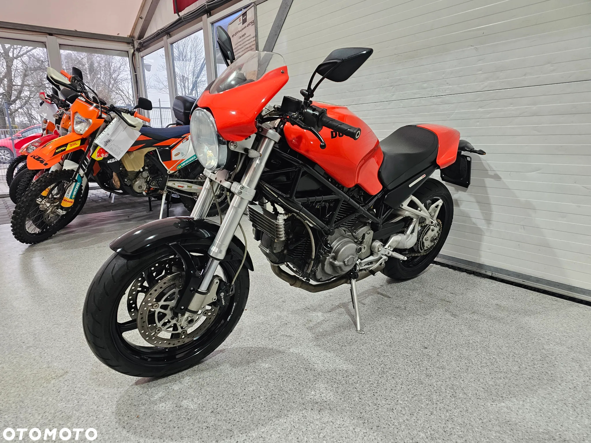 Ducati Monster - 13