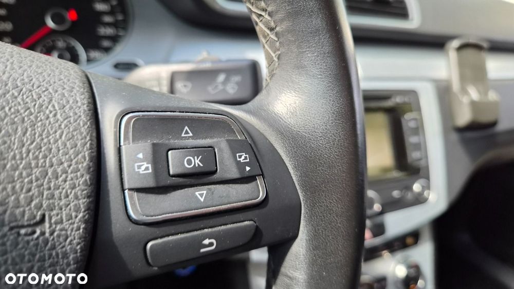 Volkswagen Passat CC 1.8 TSI Exclusive - 22