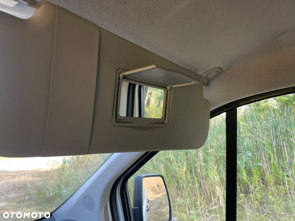Ford Transit Custom - 23