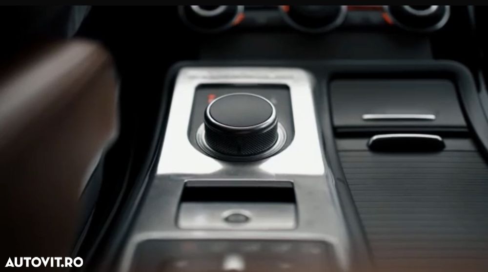 Land Rover Range Rover Sport - 16