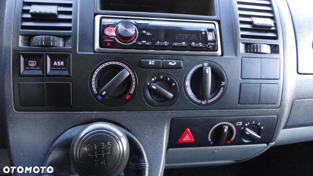 Volkswagen Transporter - 14