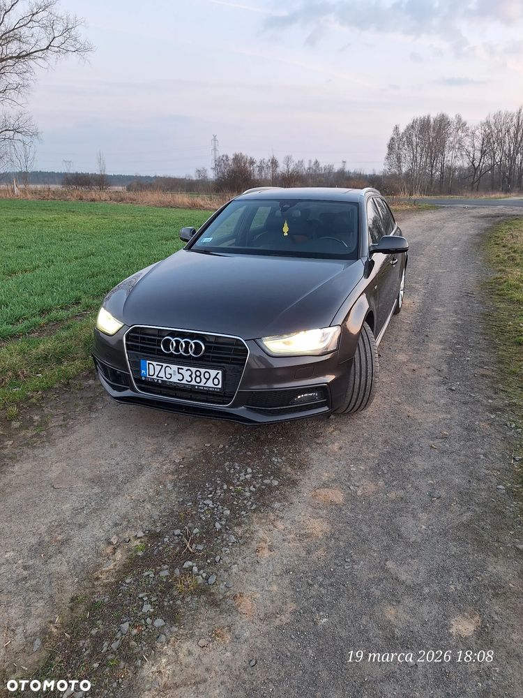 Audi A4 Avant 2.0 TDI DPF S line Sportpaket - 4