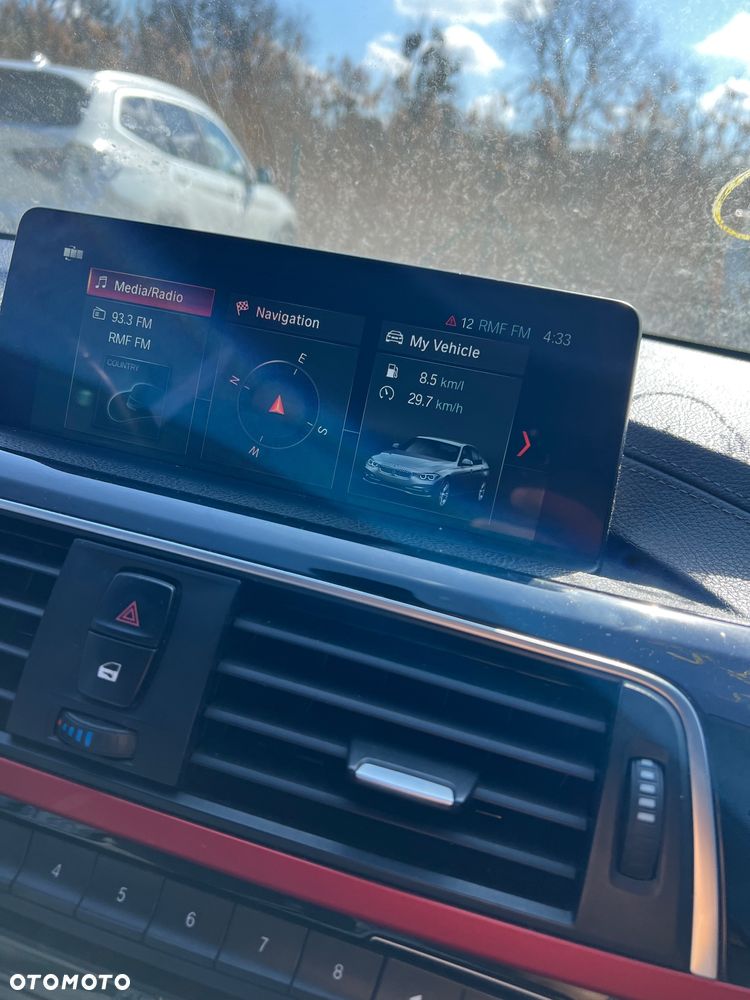 BMW Seria 3 330i xDrive Edition Luxury Line Purity - 20