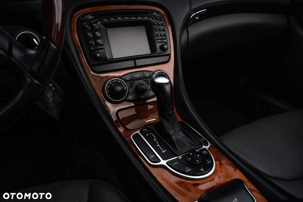 Mercedes-Benz SL 500 - 21