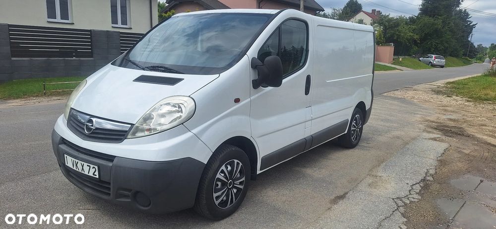 Opel Vivaro - 8
