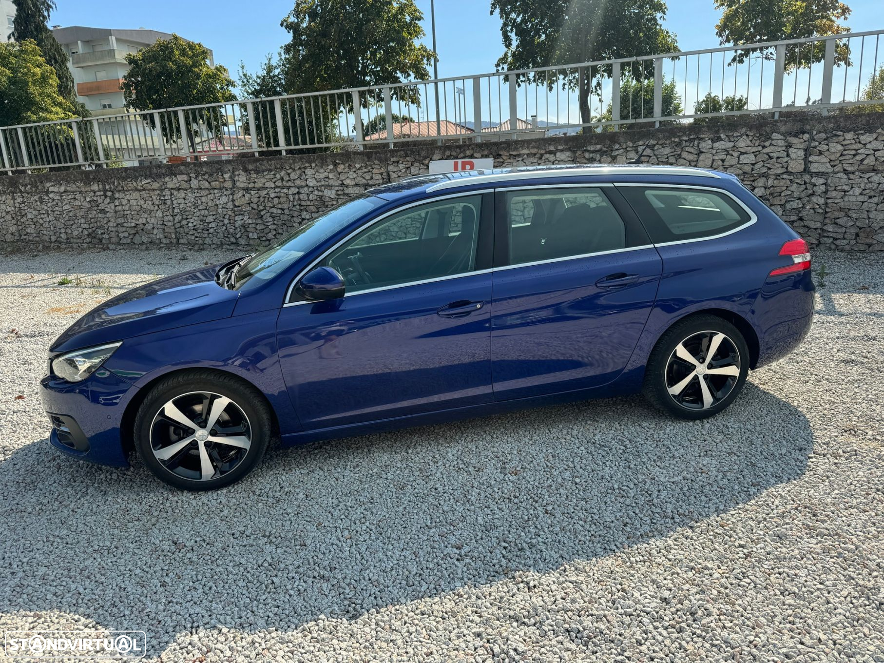 Peugeot 308 SW 1.5 BlueHDi Allure EAT8 - 5