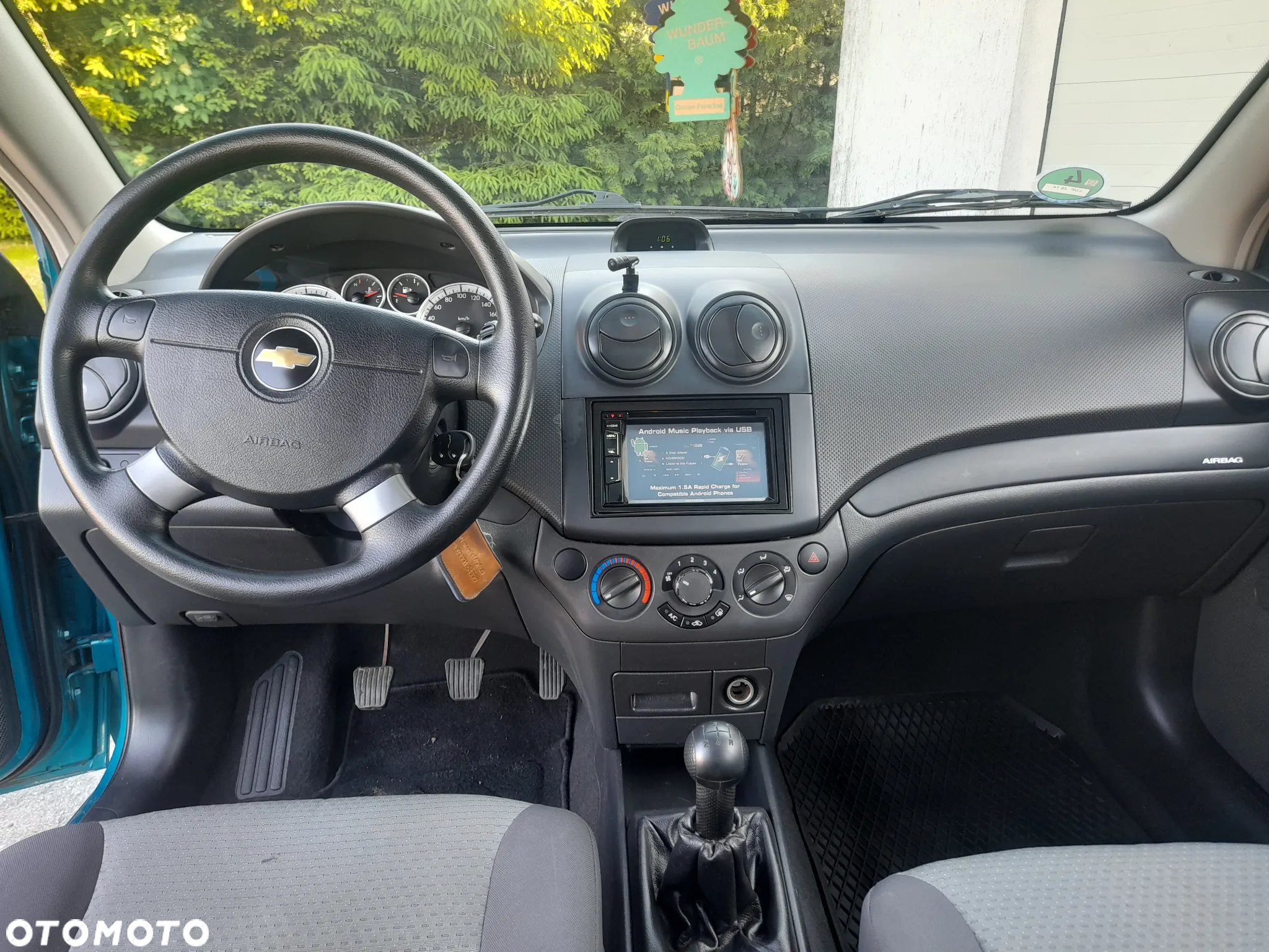 Chevrolet Aveo 1.2 16V Base / Classic - 16