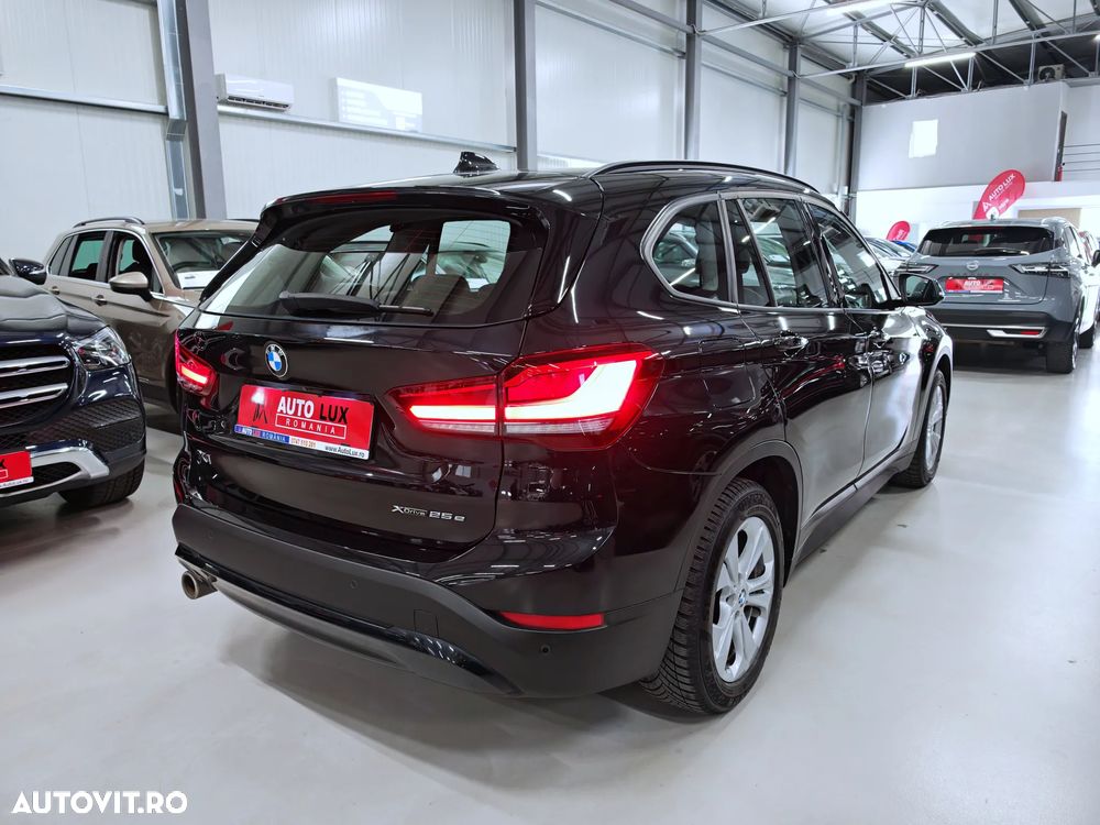 BMW X1 2021 — imagine 5