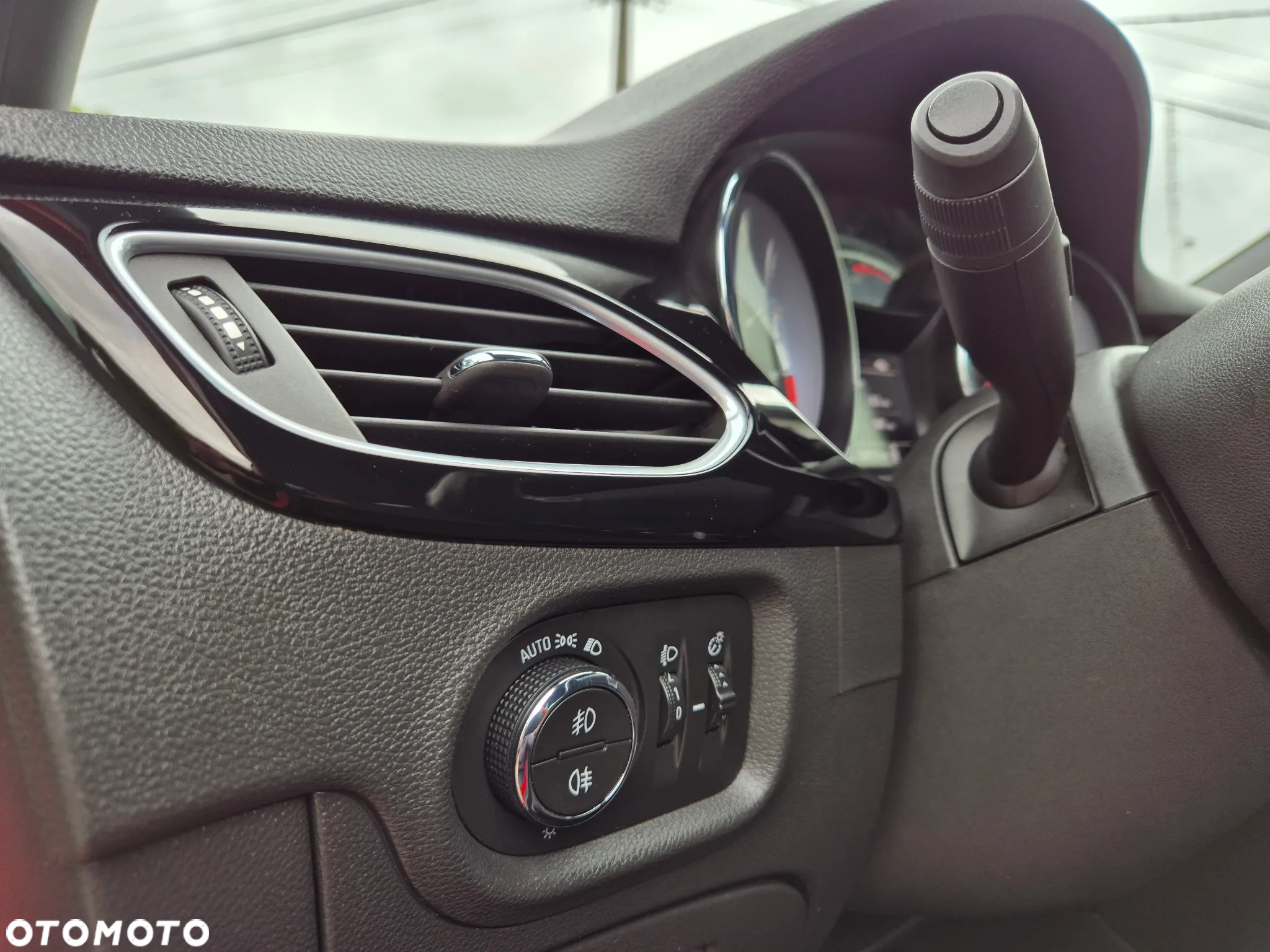 Opel Astra 1.6 D (CDTI) Start/Stop Sports Tourer Dynamic - 23