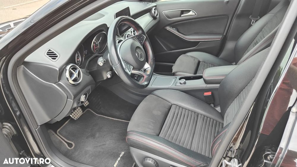 Mercedes-Benz GLA - 12