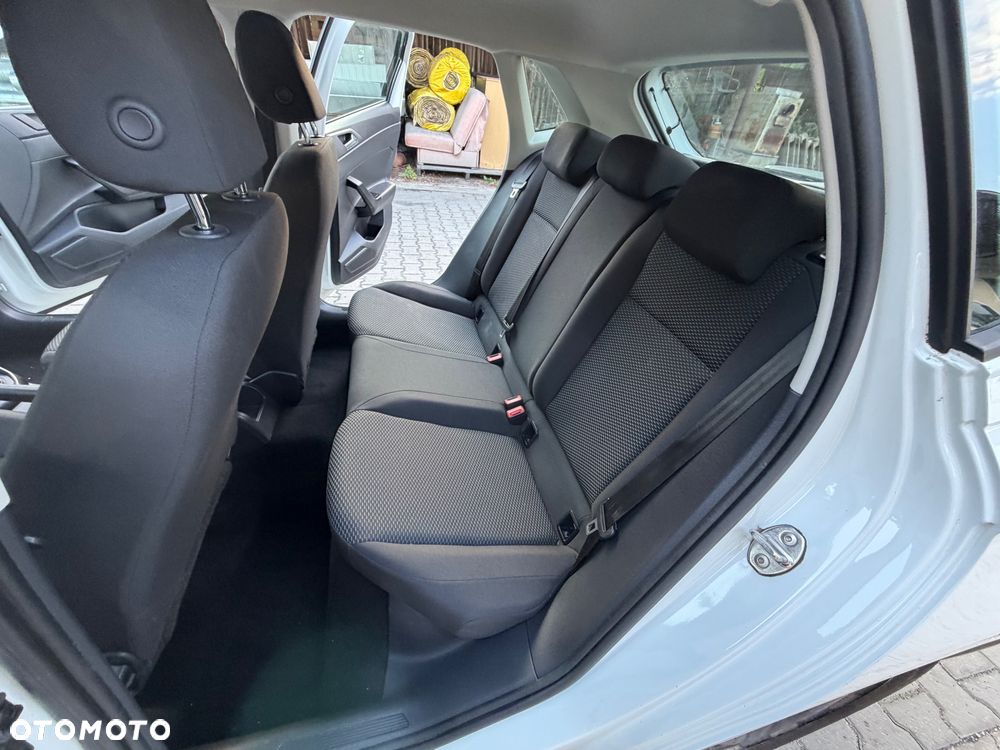 Volkswagen Polo 1.0 Comfortline - 10