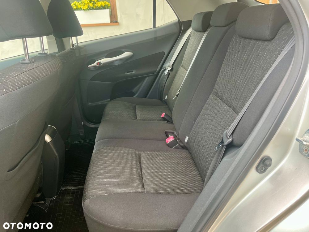 Toyota Auris 1.6 VVT-i Premium - 13