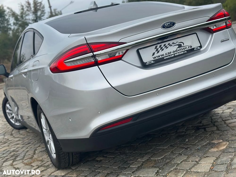 Ford Mondeo 2.0 HEV Titanium - 12