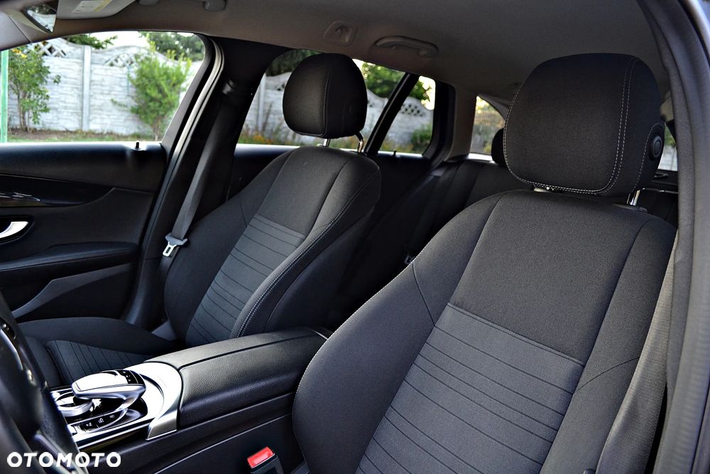 Mercedes-Benz Klasa C 220 d 9G-TRONIC Exclusive - 27
