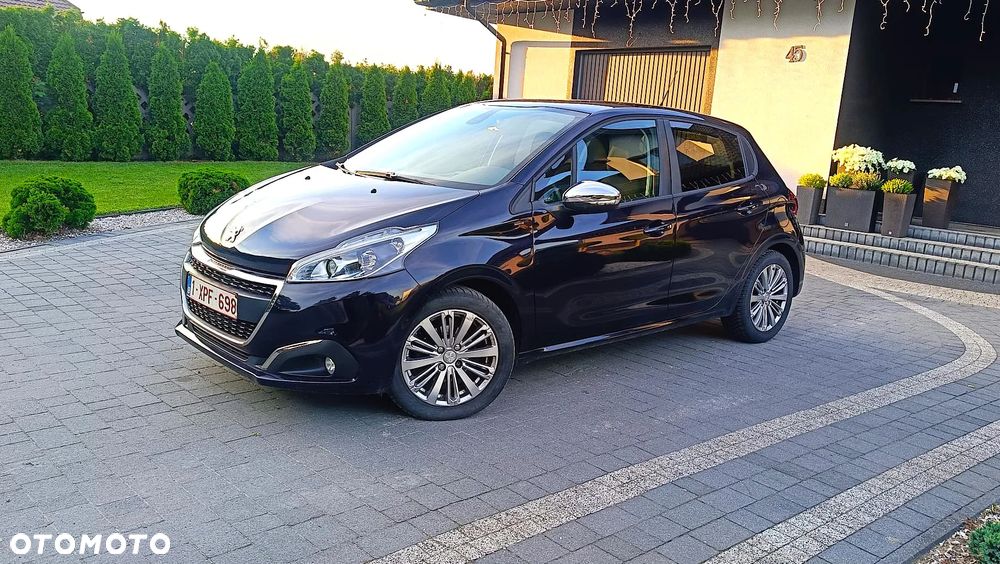 Peugeot 208 1.2 PureTech GPF Signature S&S - 1