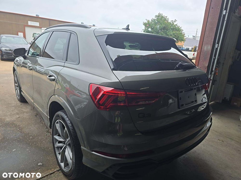 Audi Q3 - 3