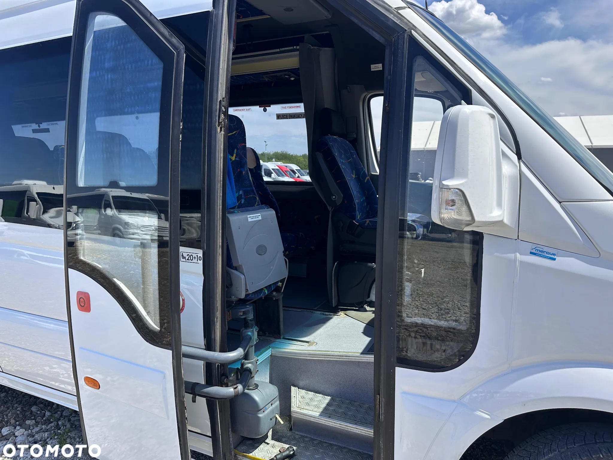 Mercedes-Benz Sprinter 519 - 11