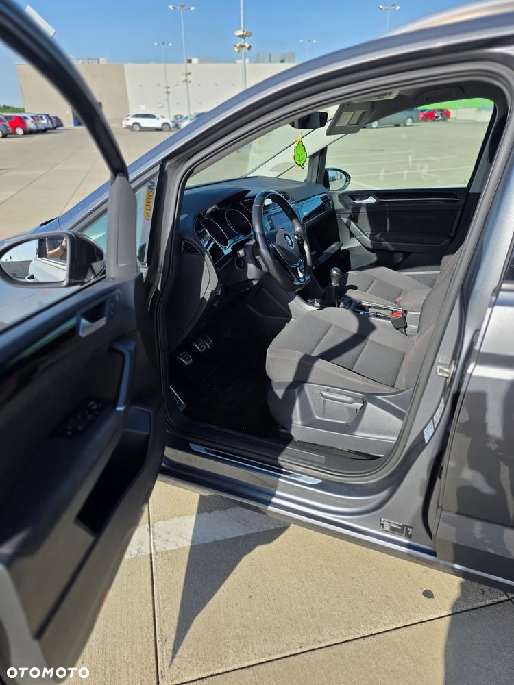 Volkswagen Touran 1.4 TSI BMT Highline - 8