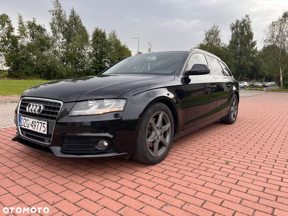 Audi A4 Avant - 11