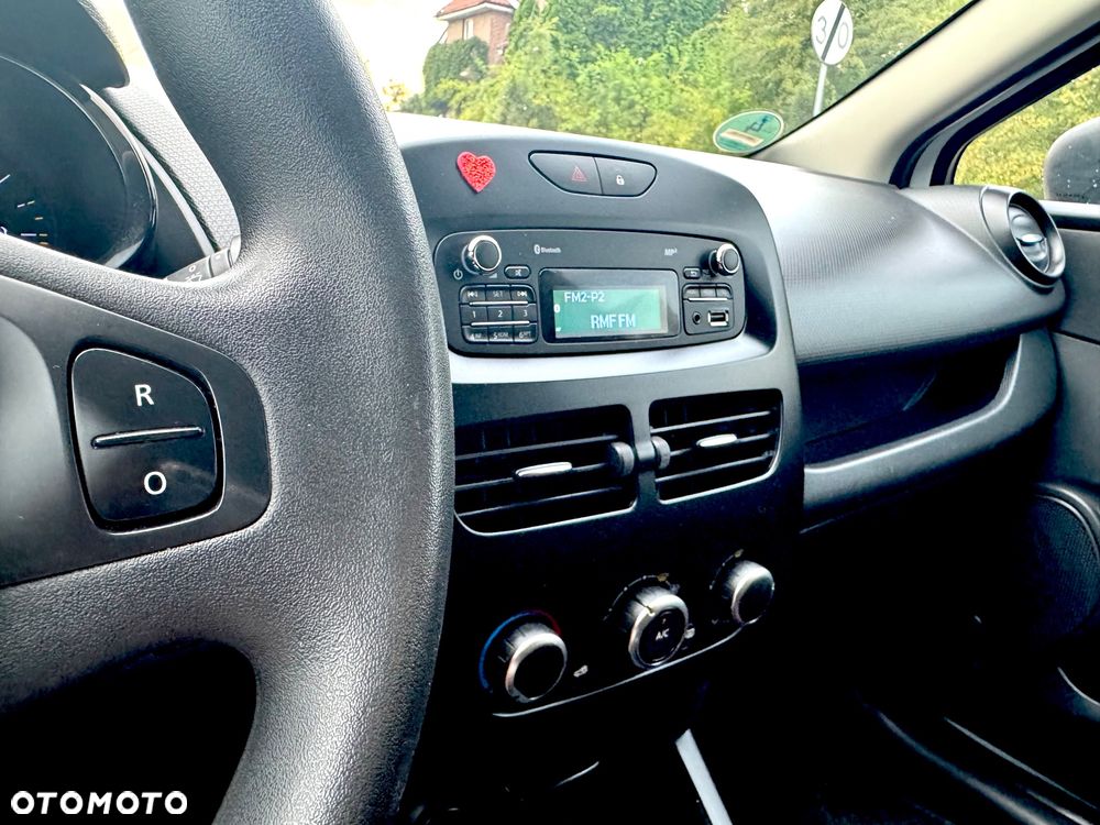 Renault Clio 1.5 dCi Expression - 10