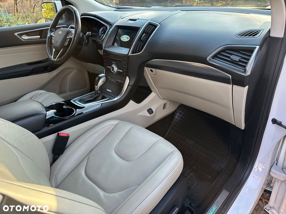 Ford Edge - 5