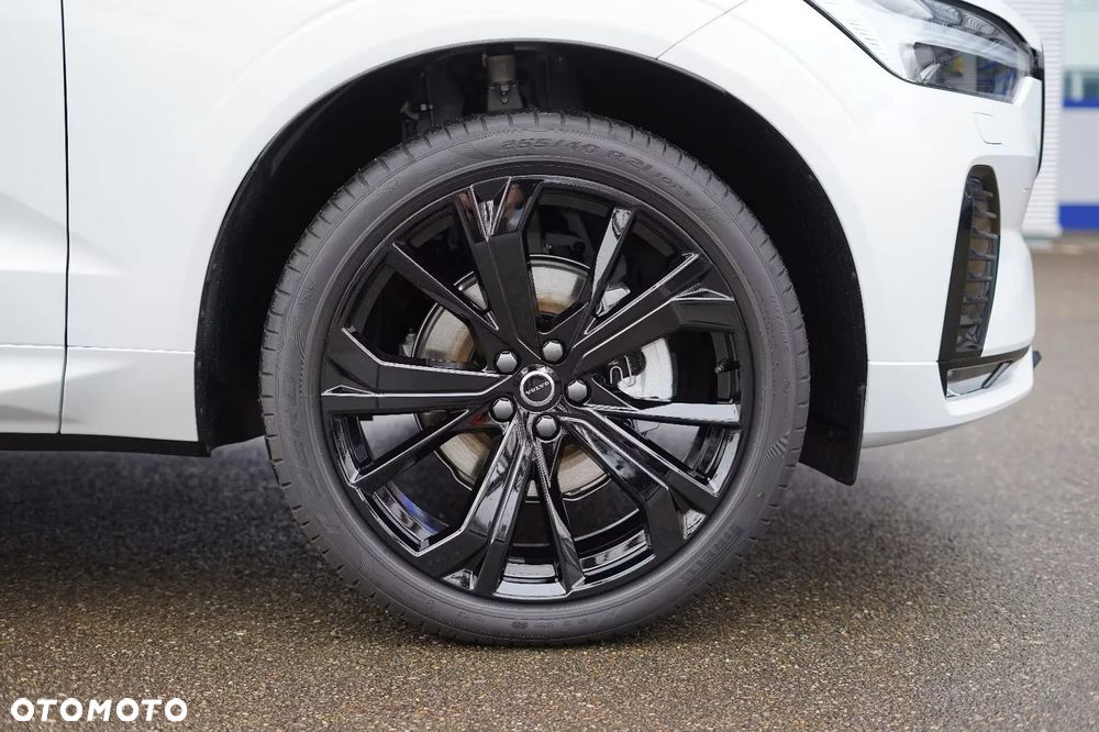 Volvo XC 60 B5 B AWD Plus Black Edition - 37