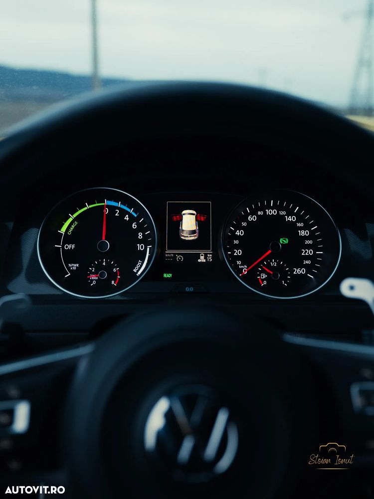 Volkswagen Golf Standard - 8