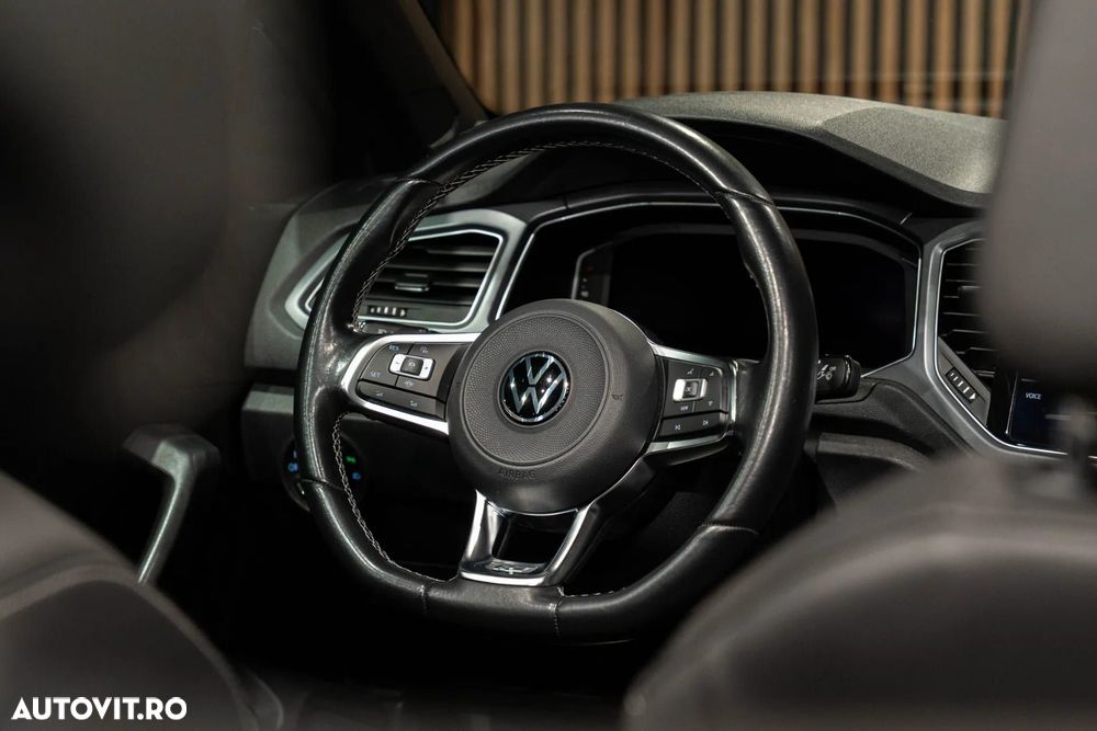 Volkswagen T-Roc - 19