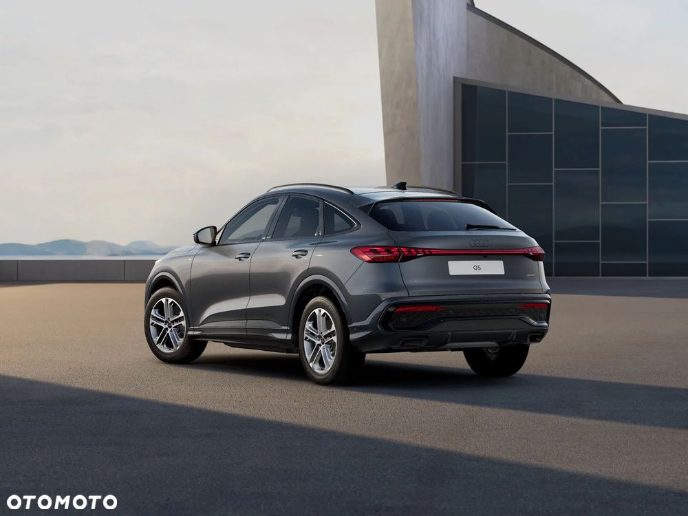 Audi Q5 Sportback - 5