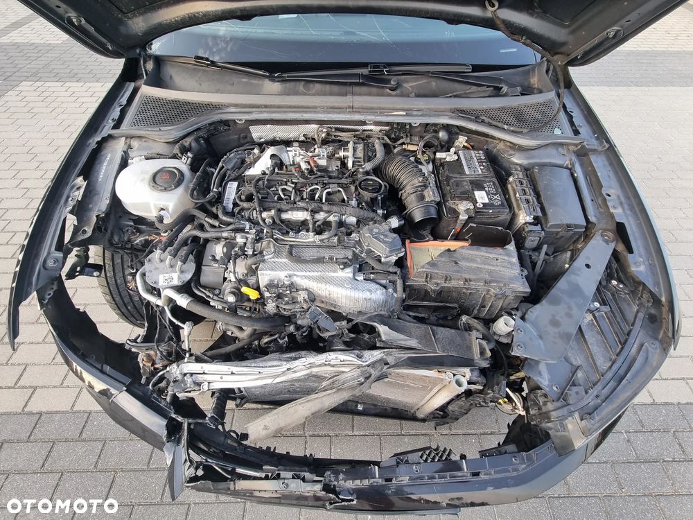 Volkswagen Passat Variant 2.0 TDI SCR DSG Business - 16