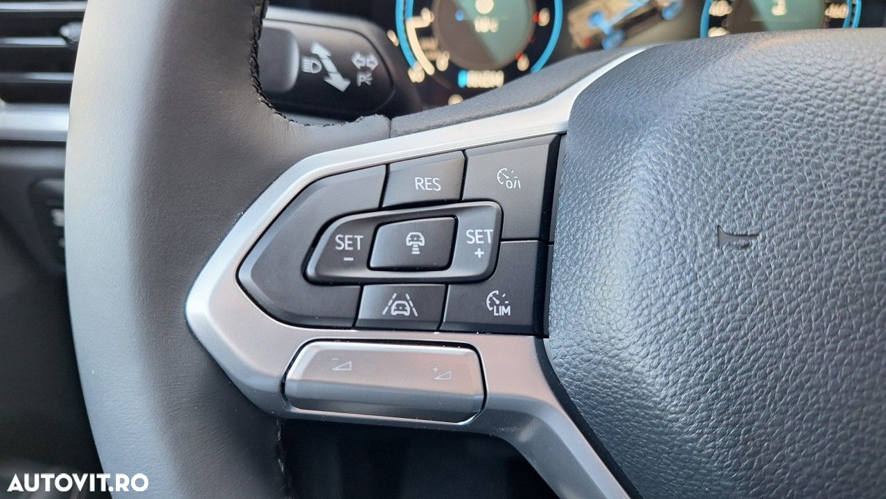 Volkswagen Amarok - 13