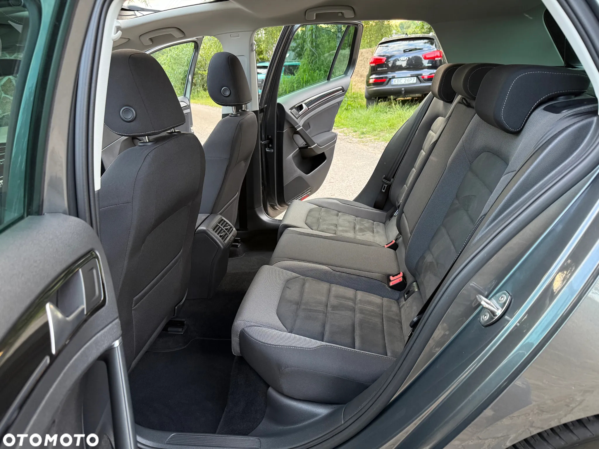 Volkswagen Golf 1.5 TSI BlueMotion ACT Highline - 23