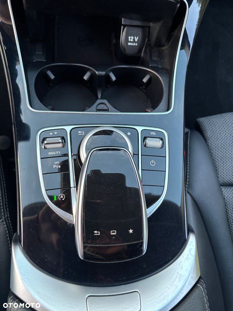 Mercedes-Benz Klasa C 180 7G-TRONIC Exclusive - 17