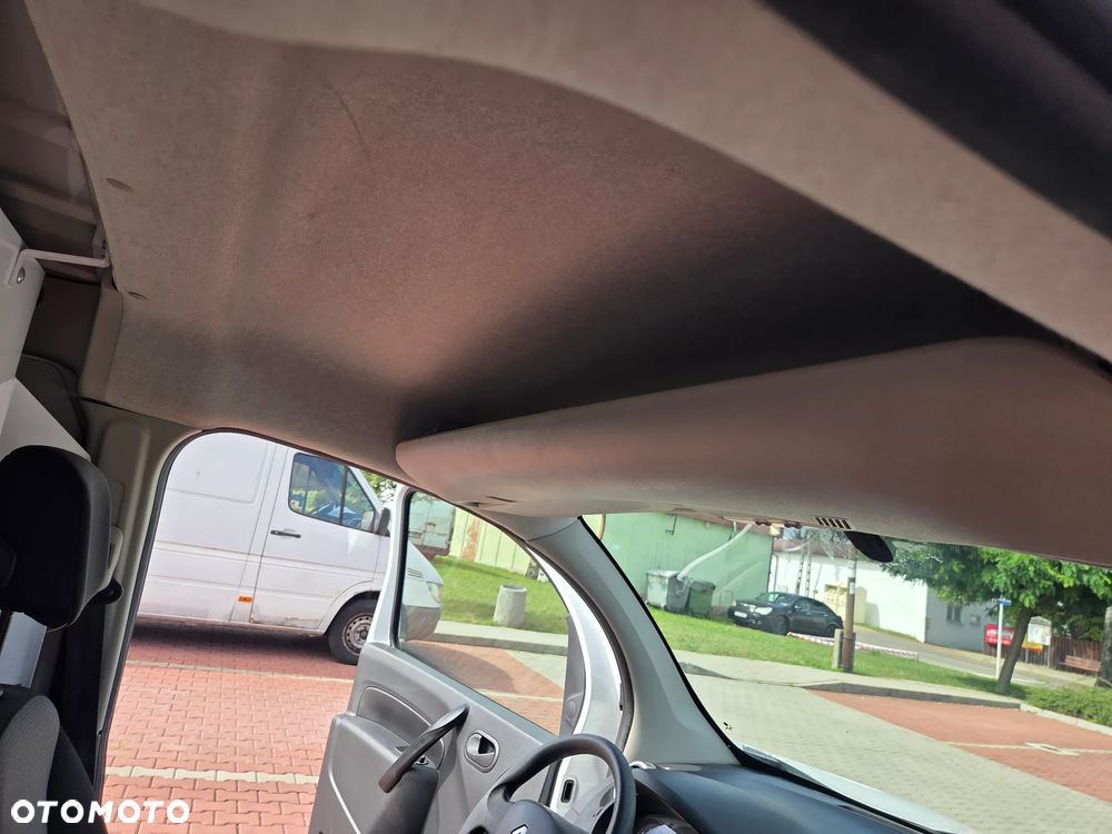 Renault KANGOO - 18