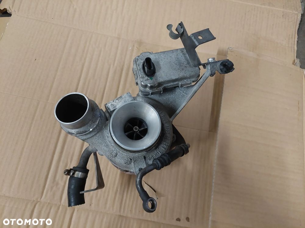 BMW F20 F30 118D 318D KOMPLETNA TURBINA Z NASTAWNIKIEM TURBOSPRĘŻARKA 8518204 RAF-AUTO CZĘŚCI BMW - 2