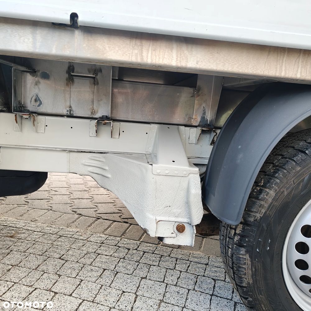 Volkswagen Transporter - 7