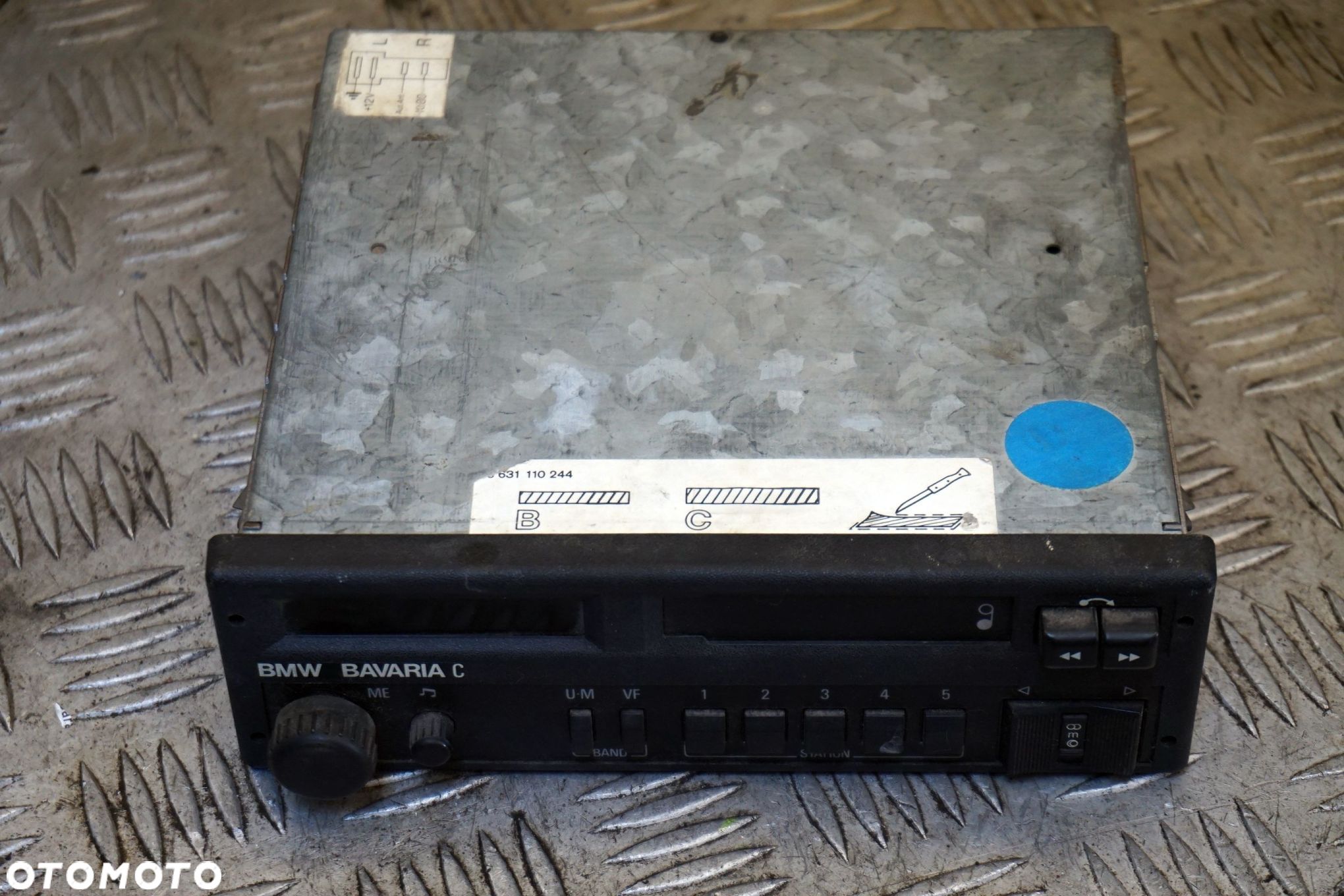 RADIO FABRYCZNE KASETA 5 E12 7645850041 BAVARIA C E3 E9 E10 E12 E21 E21 E23 E28 BMW 1972-1981 - 1