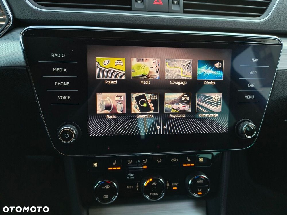 Skoda Superb 2.0 TDI SCR Ambition DSG - 27